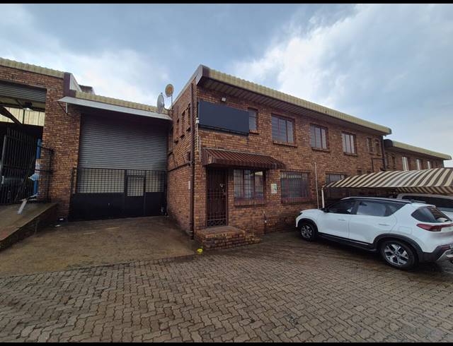 510M² WAREHOUSE TO LET IN WADEVILLE